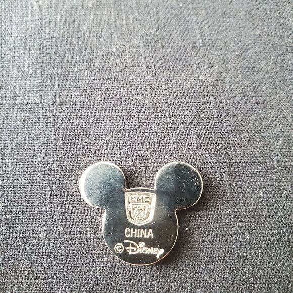 Lot of 10 Disney Mickey Mouse Medallions - Picture 3 of 3